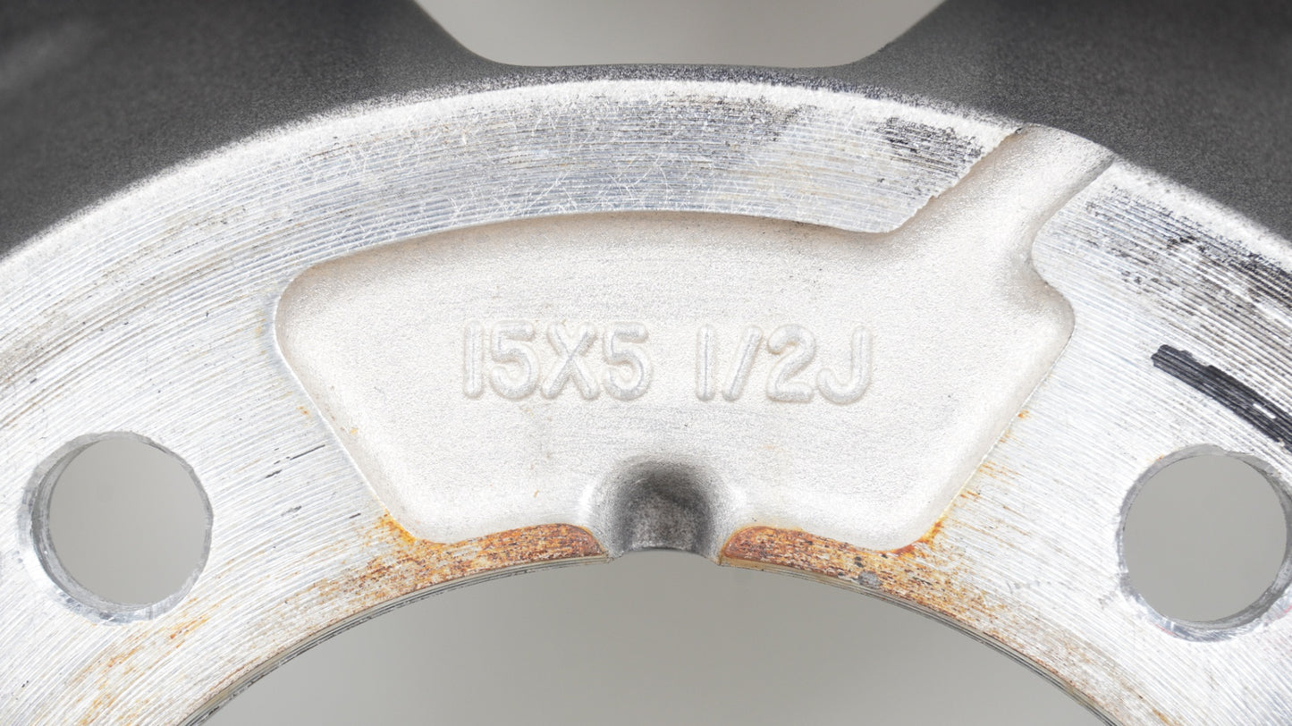 JB74シエラ JC74ノマド スズキ純正アルミ 15×5.5J +5 139.7-5H 4本 ホイール