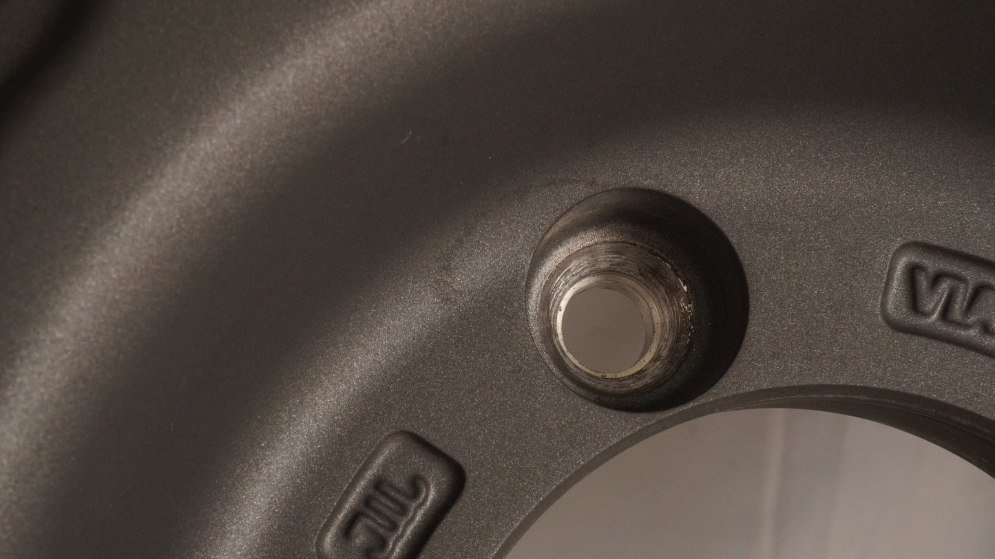 アピオ ワイルドボアSR BFグッドリッチ KM3 MT215/75/R15 4本