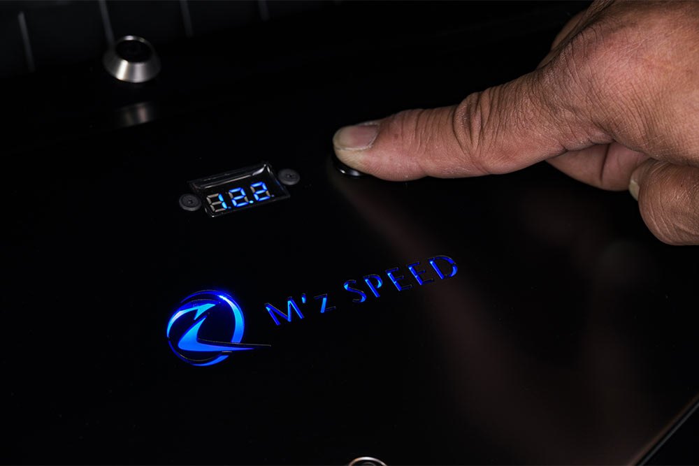 未使用品 MZSPEED エムズスピード (ゼウス) バッテリーターミナルガード JB64 ジムニー JB74 ジムニーシエラ 品番:0001-0794
