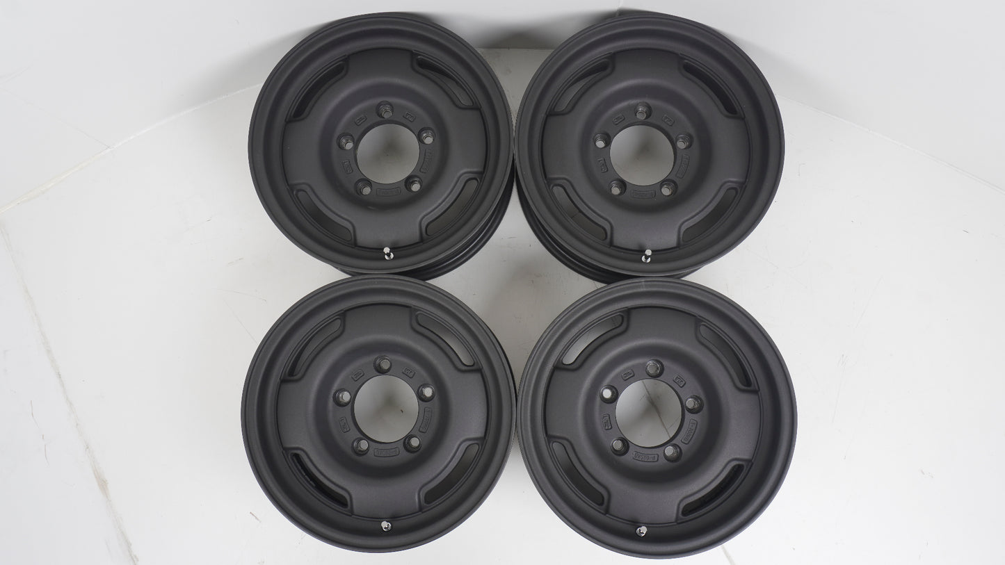 APIO WILDBOAR SR アピオ ワイルドボア アイアンブラック 艶消しブラック15×6J -5 139.7-5H 4本 ホイール