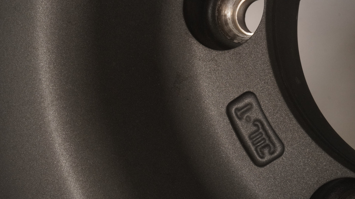 アピオ　ワイルドボアSR  BFグッドリッチ KM3 MT215/75/R15 4本