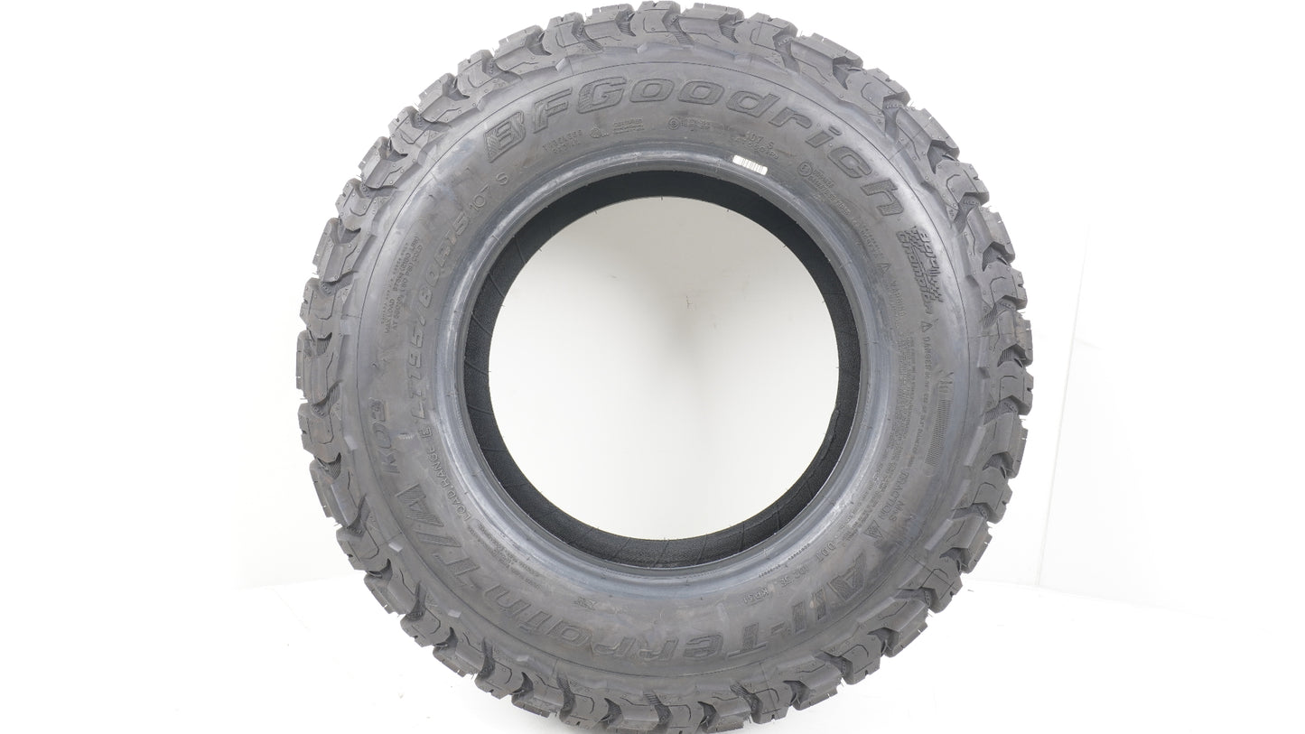 【走行僅か】【冬タイヤ規制対応】 2025年製 BFGoodrich ALL-TERRAIN KO3 グッドリッチ オールテレーン LT195/80R15 107S 4本
