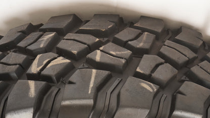 アピオ　ワイルドボアSR  BFグッドリッチ KM3 MT215/75/R15 4本