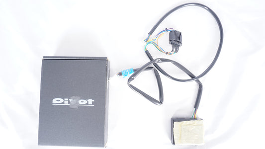 pivot ピボット スロットルコントローラー 3-DRIVE EVO 専用ハーネスTH-2C付き JB64 JB74 JC74 ジムニー シエラ ノマド