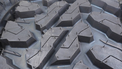 YOKOHAMA GEOLANDAR ヨコハマ ジオランダー M/T G003 235/75R15 2025年 未使用品 4本