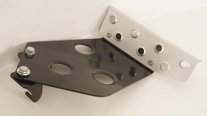 APIO アピオ MTドライバーズフットレスト・ジムニーJB64,JB74 マニュアル車用