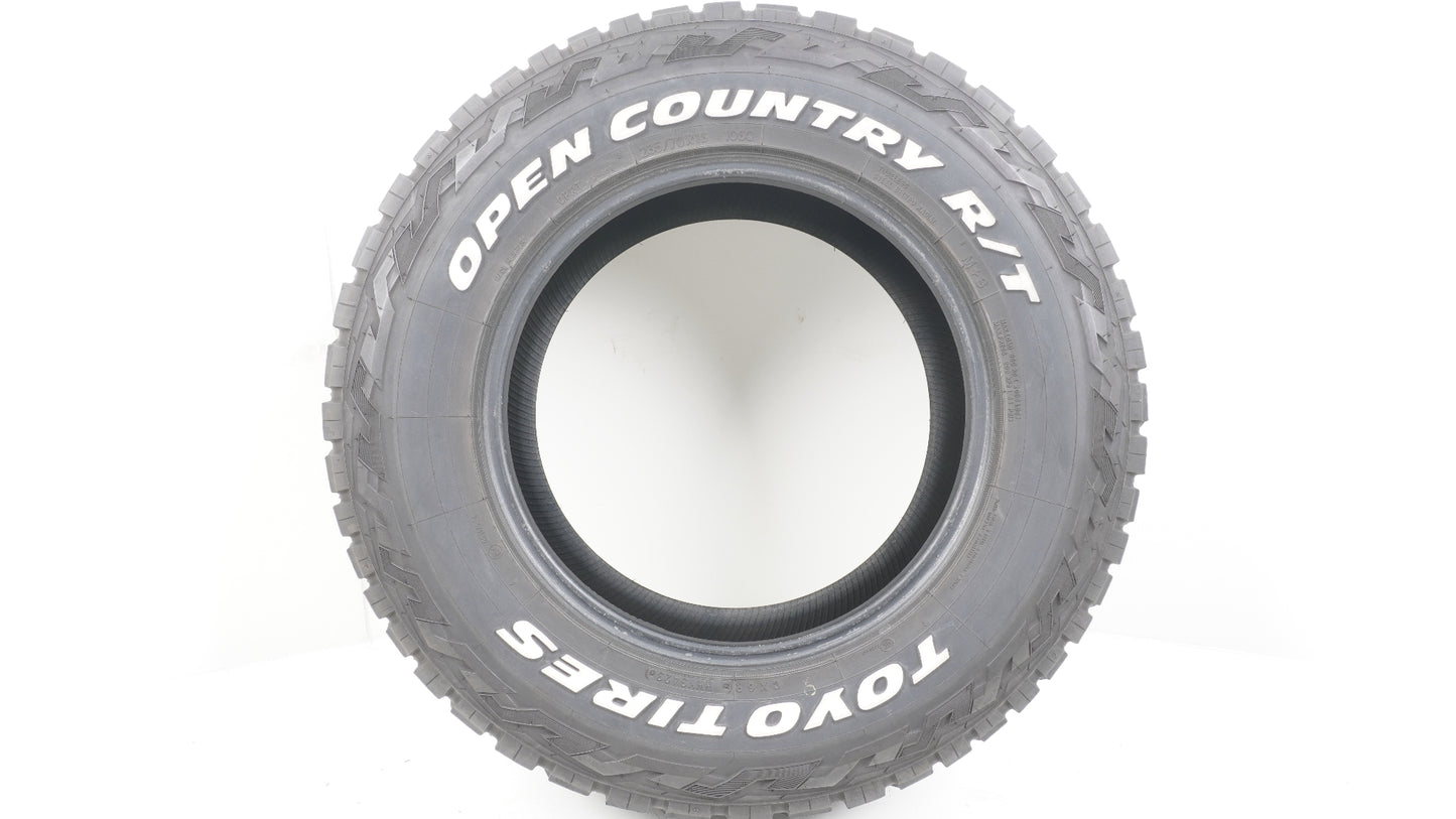 2023年製 TOYO OPENCOUNTRY M/T オープンカントリー 235/70R16 106Q WL 4本