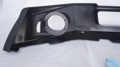 未使用品 ショウワガレージ ABSフロントバンパースポイラー 塗装済み(シボブラック) E00601 JC用穴あり シエラ JB74 ノマド JC74 バンパー / E00039 スキッドプレート付 シルバー