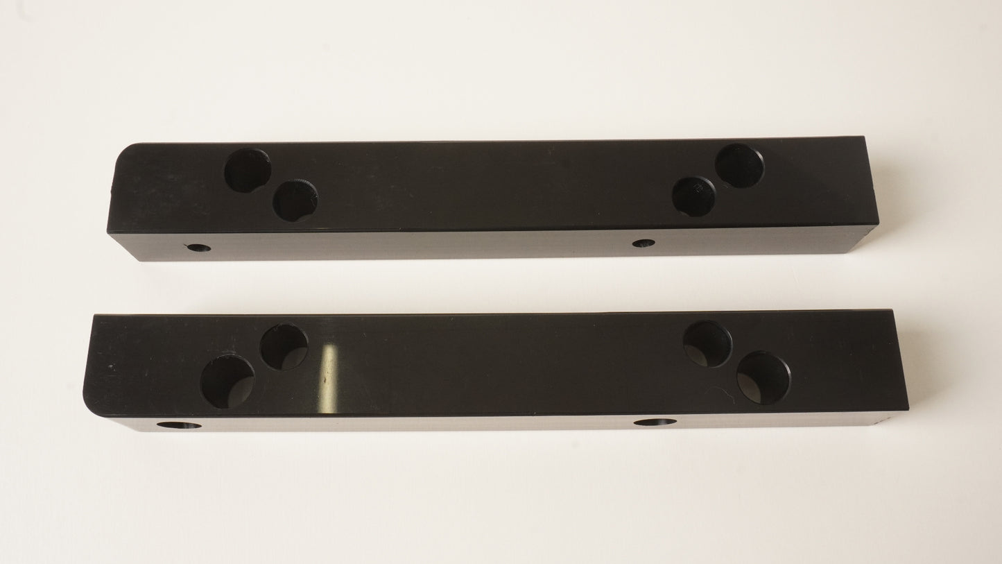 ショウワガレージ アームレスト ブラック ジムニー/ジムニーシエラ JB64、JB74用