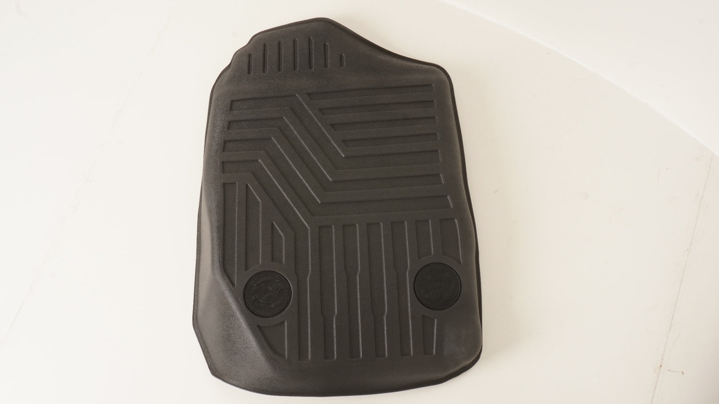 【未使用に近い】 メーカー不明 3Dフロアマット 防水 AT専用 JB64 JB74 ジムニー シエラ