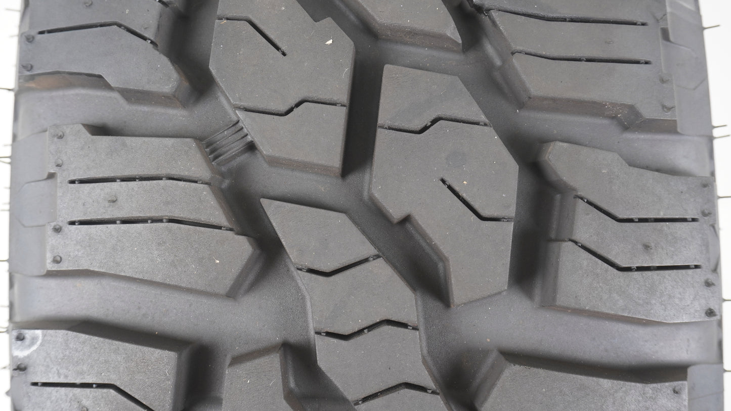 シーエルリンク ユニオンリム UNIONRIM HR MB/MC 16×5.5J +20 139.7-5H / ダンロップ グラントレック GRANDTREK XS1 215/70R16 WL ブラックレター側組み 2024年製 スタッドレス 4本セット