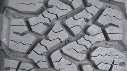 【走行僅か】【冬タイヤ規制対応】 2025年製 BFGoodrich ALL-TERRAIN KO3 グッドリッチ オールテレーン LT195/80R15 107S 4本