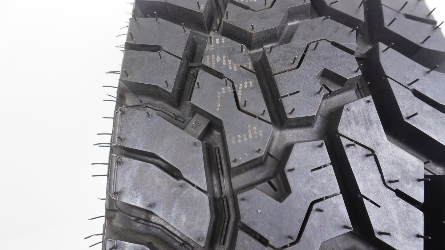 未走行 20年製 YOKOHAMA GEOLANDAR X-AT 195R16 ヨコハマ ジオランダー ブラックレター仕様 1本 タイヤ