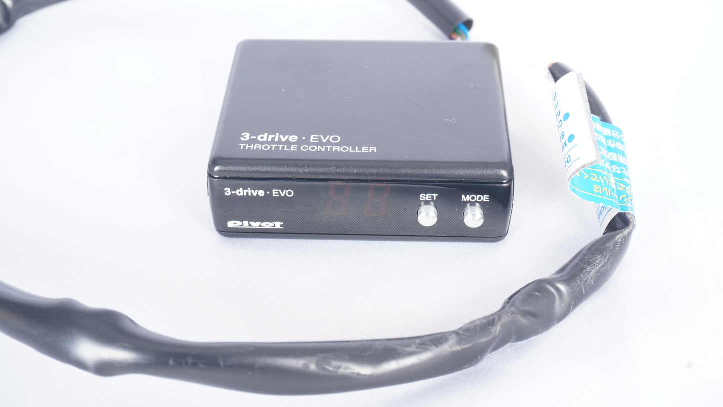 pivot ピボット スロットルコントローラー 3-DRIVE EVO 専用ハーネス TH-2C JB64 JB74 JC74 ジムニー シエラ ノマド