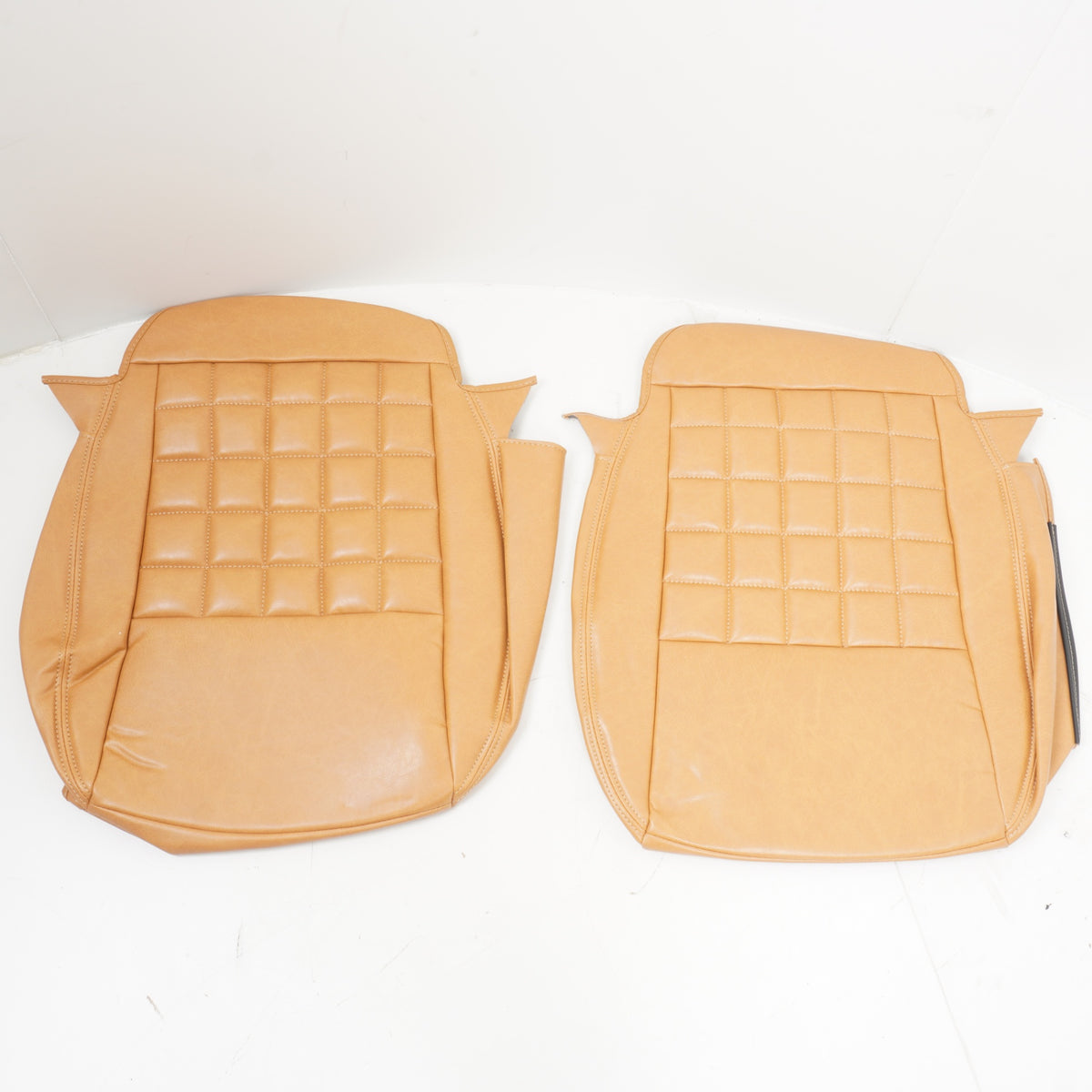 【未使用】 OUTCLASS-CARS アウトクラスカーズ シートカバー ヴィンテージ ワッフル JB64 JB74 ジムニー シエラ ※JB64 XGグレード非対応