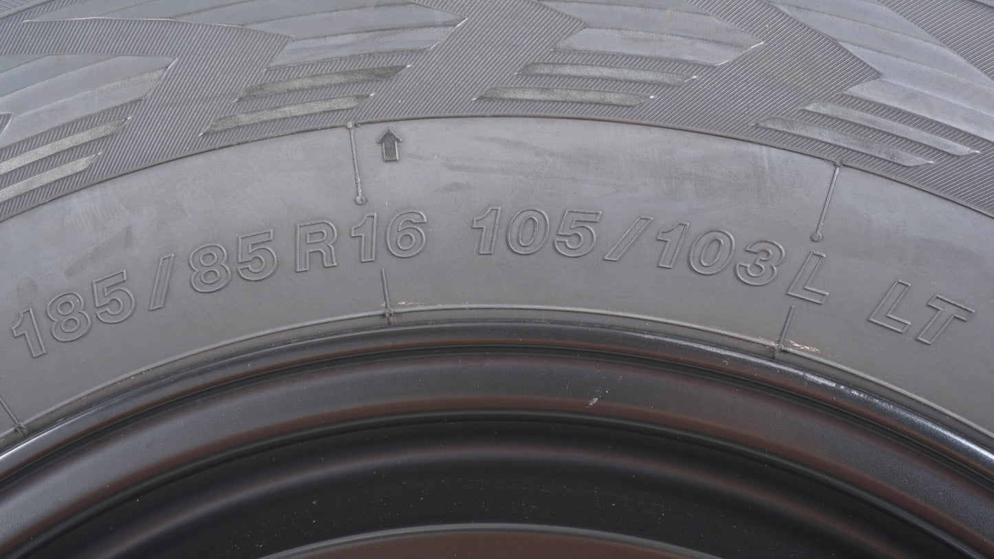 KG KW01-01 16×5.5J +22 139.7-5H / YOKOHAMA iceGUARD G075 ヨコハマ アイスガード 185/85R16 4本 2022年製 バリ山 スタッドレス タイヤホイールセット
