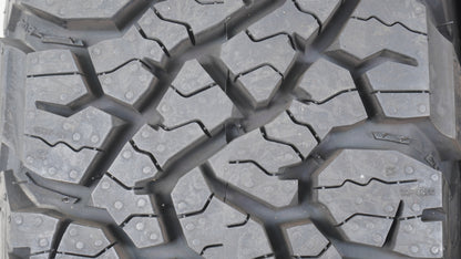 【走行僅か】【冬タイヤ規制対応】 2025年製 BFGoodrich ALL-TERRAIN KO3 グッドリッチ オールテレーン LT195/80R15 107S 4本
