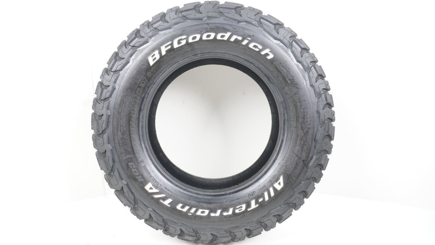 【走行僅か】【冬タイヤ規制対応】 2025年製 BFGoodrich ALL-TERRAIN KO3 グッドリッチ オールテレーン LT195/80R15 107S 4本
