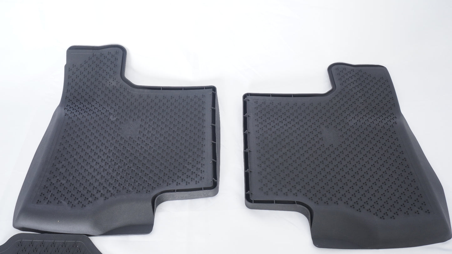 試着のみ スズキ純正 ジムニー フロアマット(トレー) AT車用 JB64W 縞鋼板柄 合成ゴム サイマーク入り