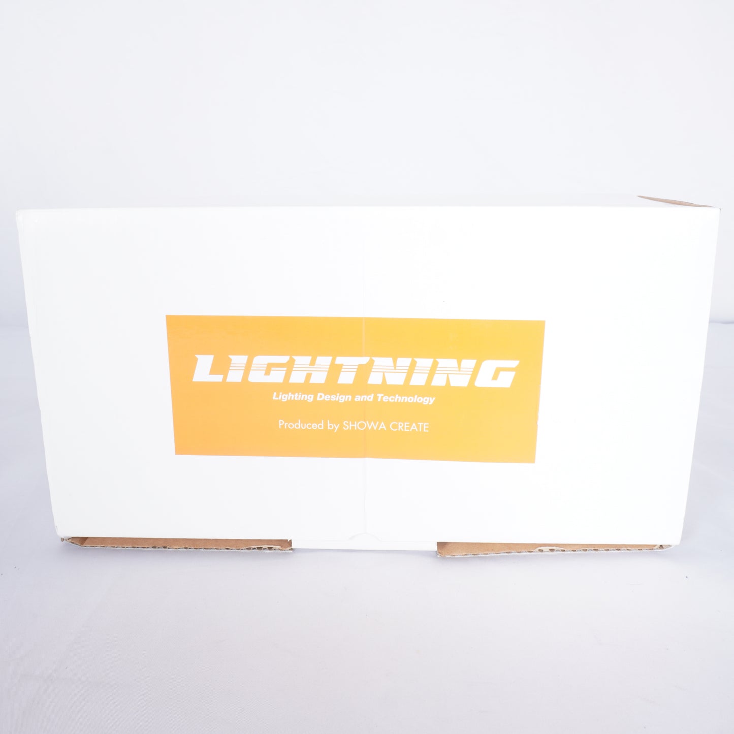 【未使用】 ショウワガレージ LEDテールランプ E00160 クリアレンズ レッドバー JB64 JB74 JC74 ジムニー シエラ ノマド