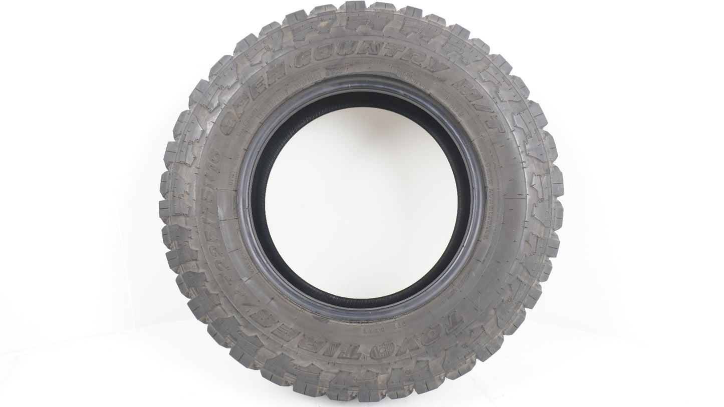 TOYO OPENCOUNTRY M/T オープンカントリー LT225/75R16 103/100Q WL 4本 2022年製 タイヤ