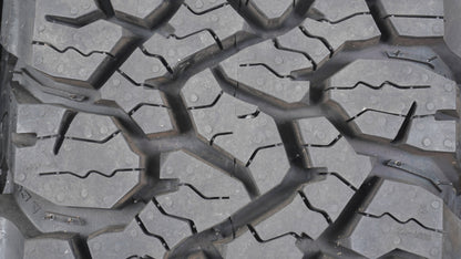 【走行僅か】【冬タイヤ規制対応】 2025年製 BFGoodrich ALL-TERRAIN KO3 グッドリッチ オールテレーン LT195/80R15 107S 4本
