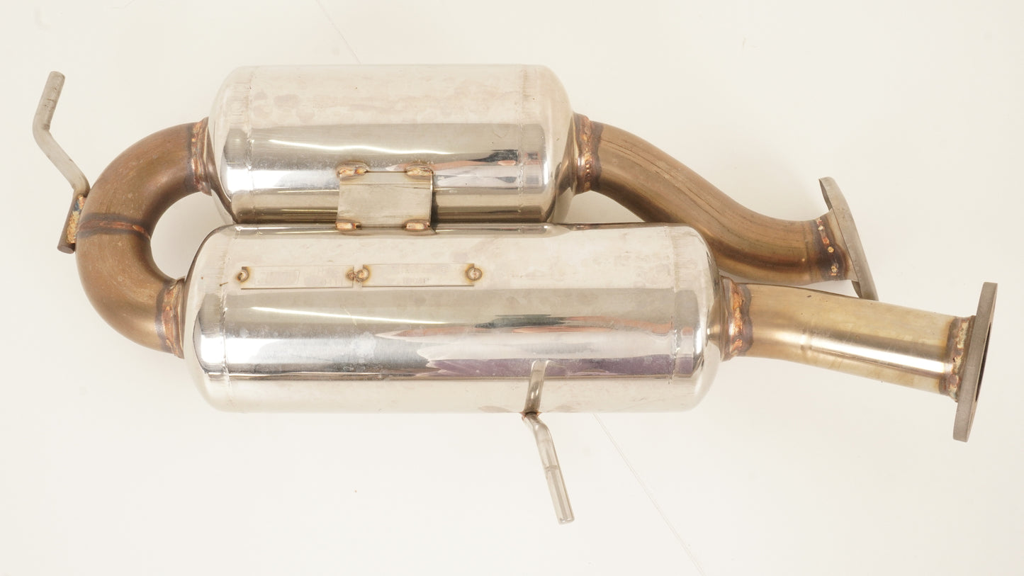 サクソンレーシング スズキ　新型ジムニー　車検対応サイド出しマフラー【型式：ＪＢ６４】