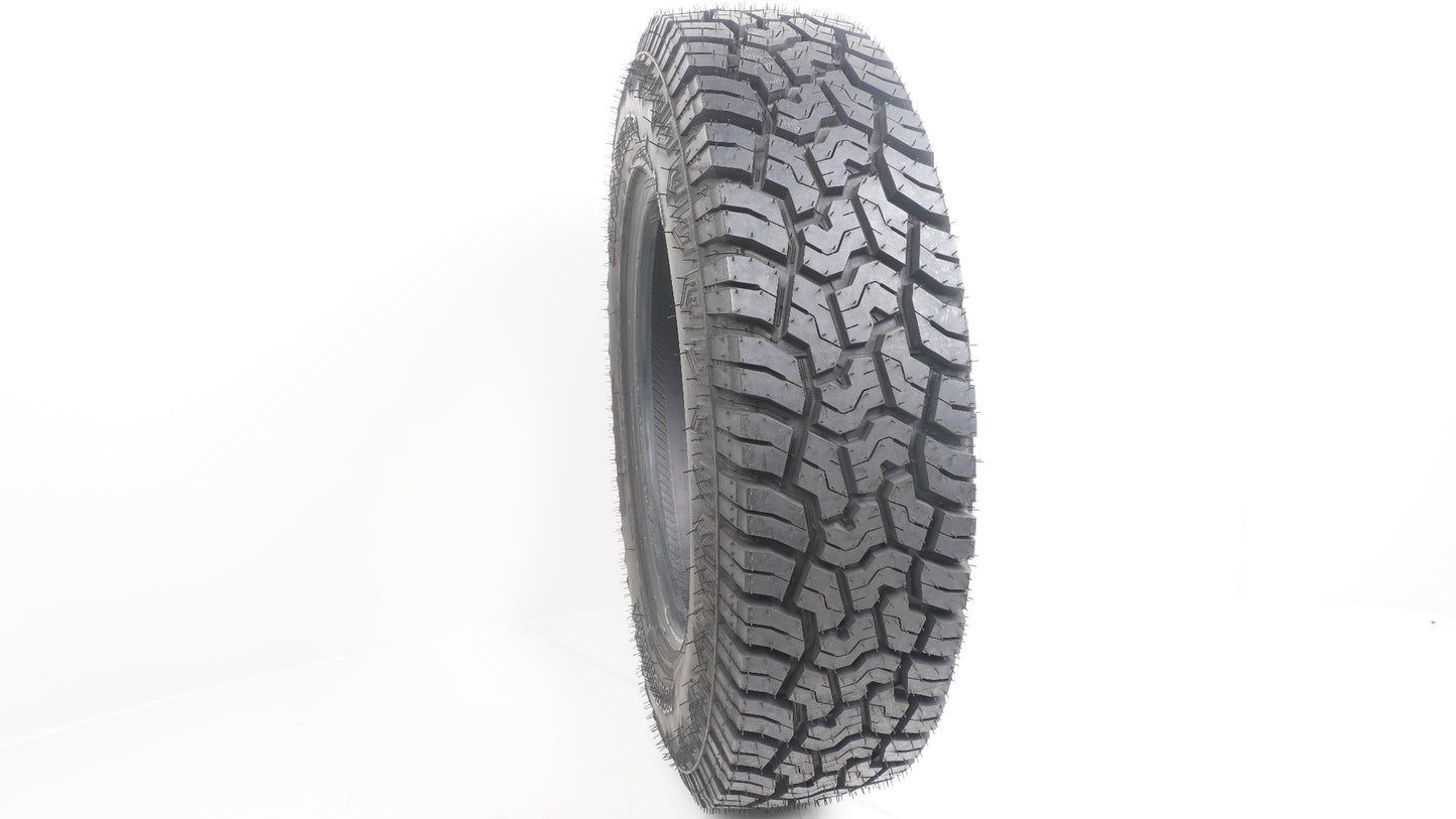 未走行 20年製 YOKOHAMA GEOLANDAR X-AT 195R16 ヨコハマ ジオランダー ブラックレター仕様 1本 タイヤ