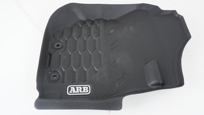 ARB スズキジムニーノマド JC74 MT専用 ARBフロアマット JC74 MT